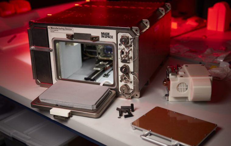 3D-Drucker im All? Gegenstände werden mit Mondstaub gedruckt