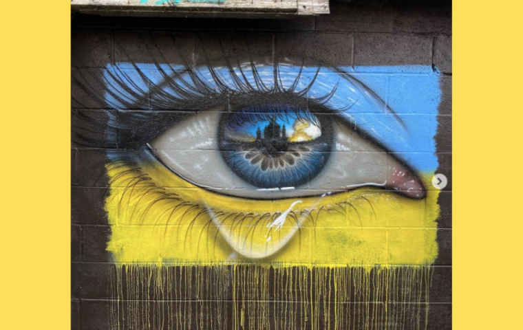 Zehn symbolische Wandmalereien, die Solidarität mit der Ukraine ausdrücken