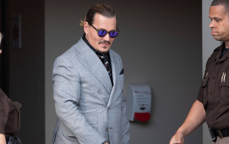 Johnny Depp, Ukraine, Layla: Die Top-Suchbegriffe 2022 auf Google