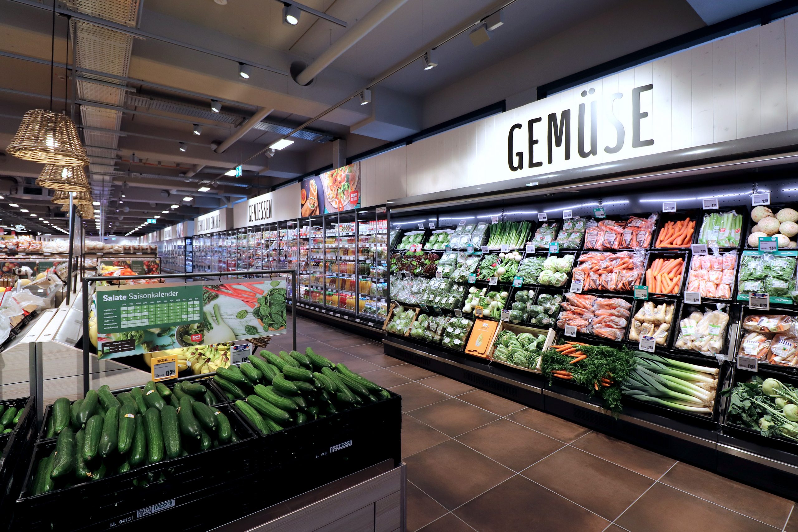 Was kostet (es) die Welt? Rewe macht auf CO2-Bilanz eigener Produkte aufmerksam