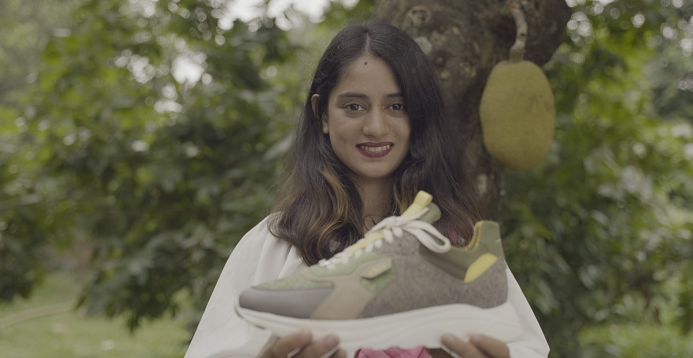 Hierarchien umkehren: Sneaker-Design aus Bangladesch, Herstellung in Europa