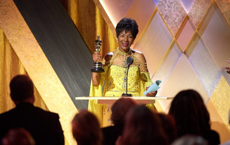 Erster Ehren-Oscar für eine Schwarze Frau: Euzhan Palcy im Interview