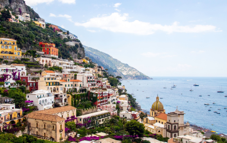 Urlaub in Italien: Regierung stellt neue Regeln für Tourist:innen auf