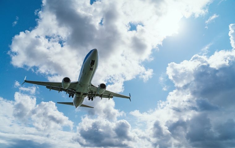 Dänemark setzt Zeichen für Umweltschutz: Ökosteuer auf Flugreisen ab 2025