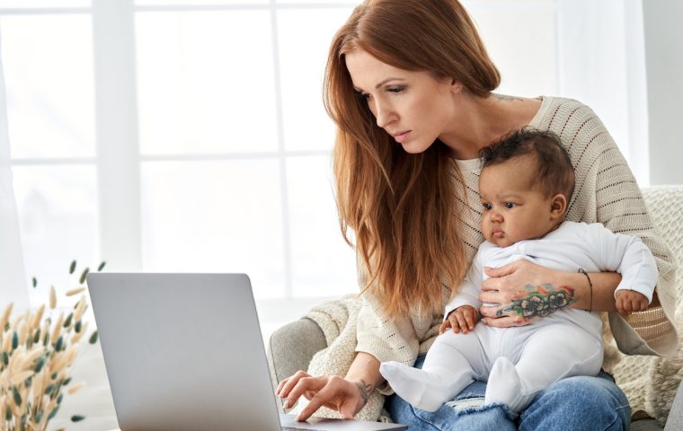 Karriere auch nach der Elternzeit: Warum viele Mütter lieber Vollzeit arbeiten wollen