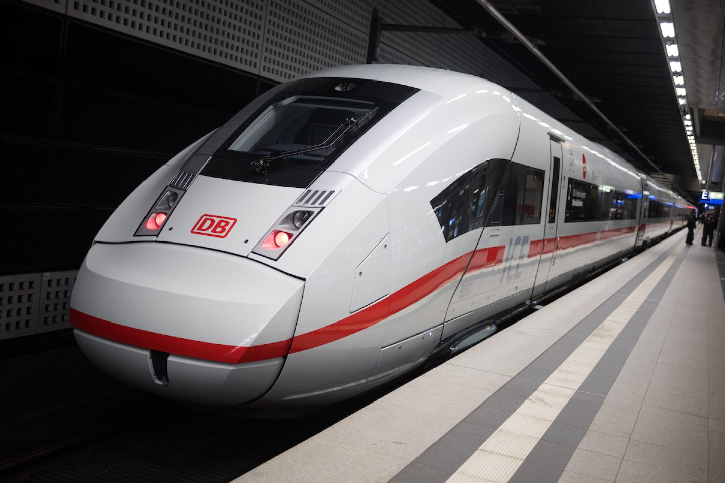 Zug-Chaos zu Ostern: Wichtige Bahnstrecken im Südwesten gesperrt!
