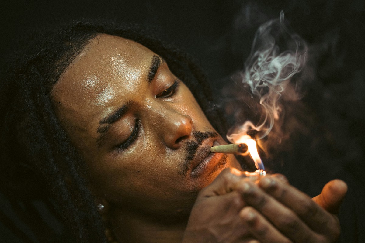 イノベーションを重視: DAX 企業が大麻合法化をどのように評価するか