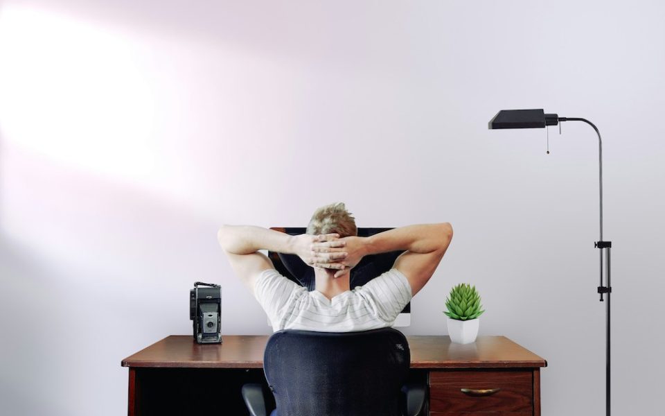 Weniger Stress im Homeoffice durch Grenzmanagement und aktive Freizeitgestaltung