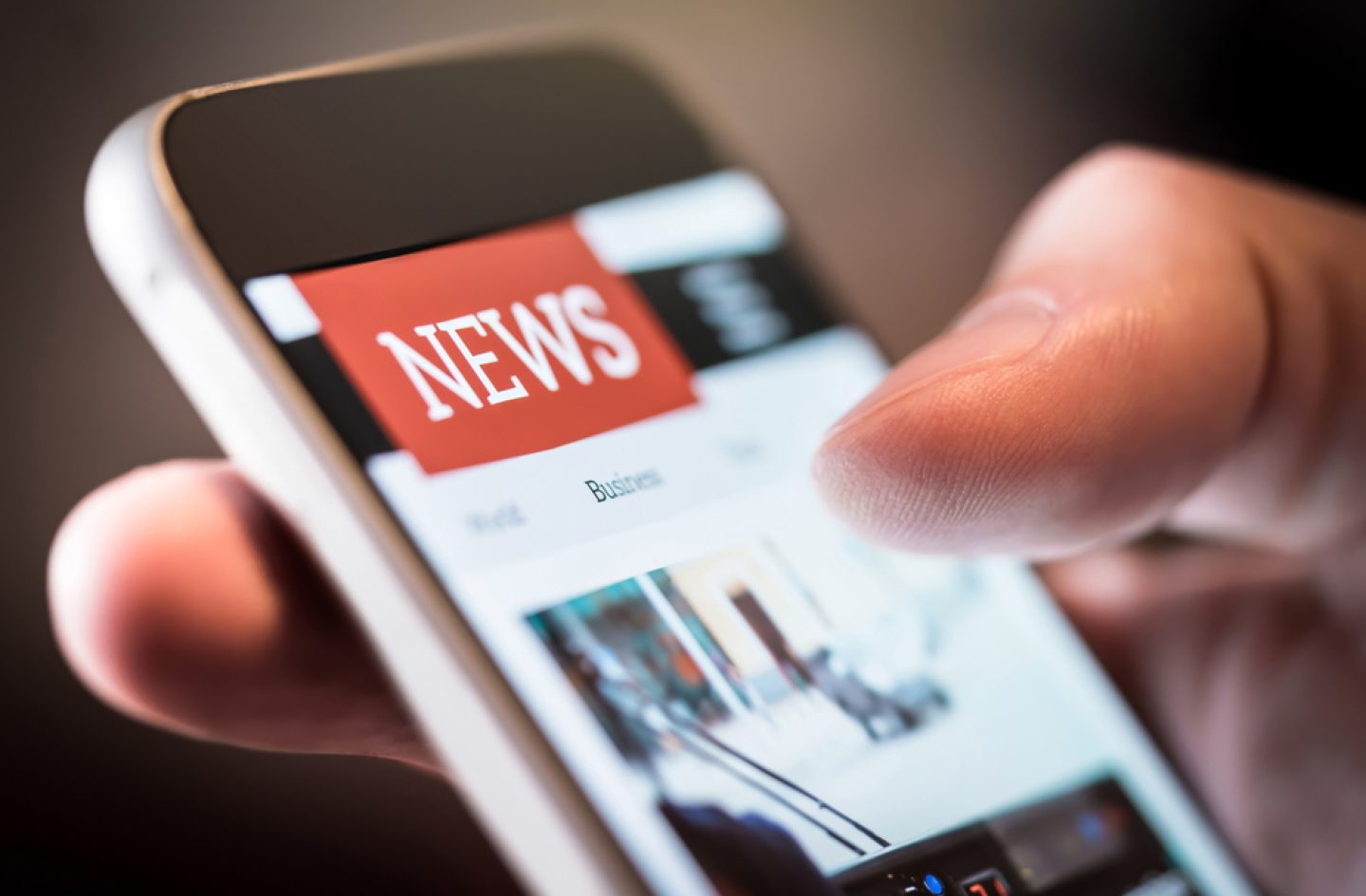 Online-News überholen TV: So informiert sich Deutschland 2024