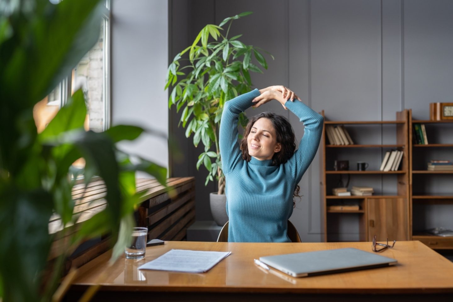 Schluss mit Büro-Rücken: Geniale Übungen gegen Schmerzen!