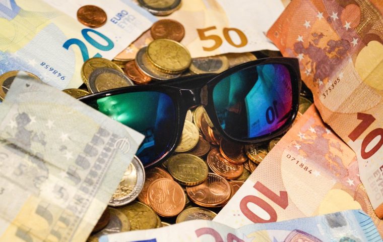 Urlaubsgeld erhalten: Wann es auf dem Konto sein sollte