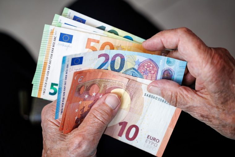 Rente: Mit diesem Einkommen gehören Sie zu Mittelschicht