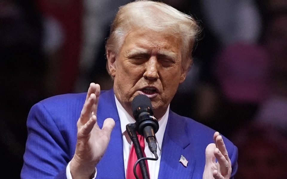 Donald Trumps Kampagne steht unter dem Angriff von chinesischen Hackenrn