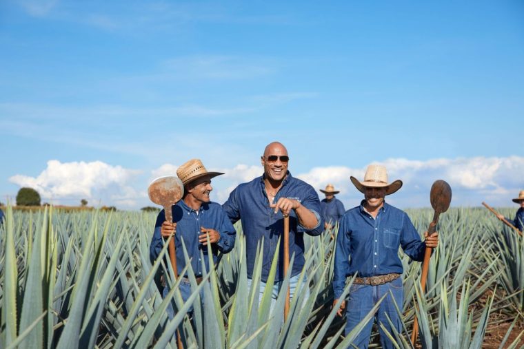 Dwayne “The Rock” Johnson schenkt Deutschland „Mana“: Teremana Tequila startet mit Jägermeister