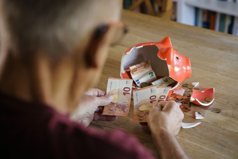 Dringend für Rentner: Wer bis Jahresende nicht reagiert, bekommt kein Geld mehr