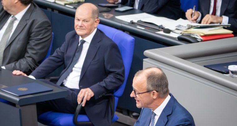 Brisante Kanzler-Umfrage: ER hängt Merz und Scholz spielend ab