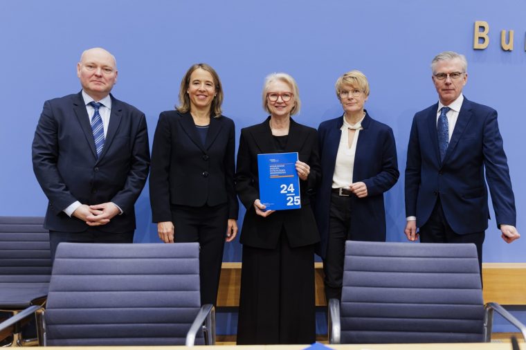 Versäumnisse angehen? Wie soll daraus etwas werden . . .