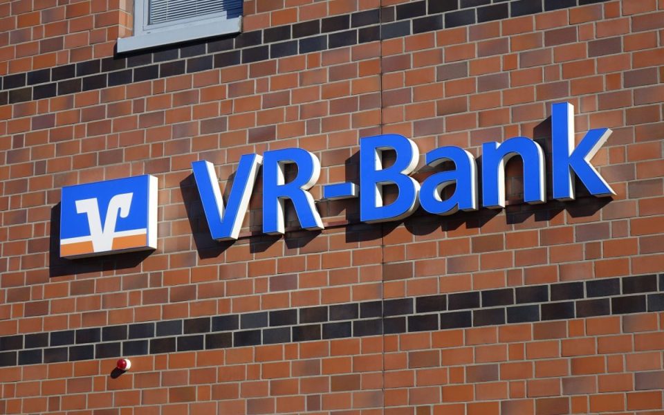 VR Bank