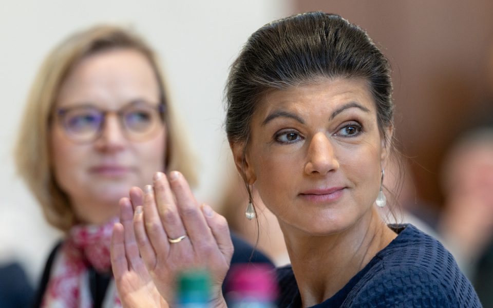 Sahra Wagenknecht: 120 Euro mehr Rente sofort!