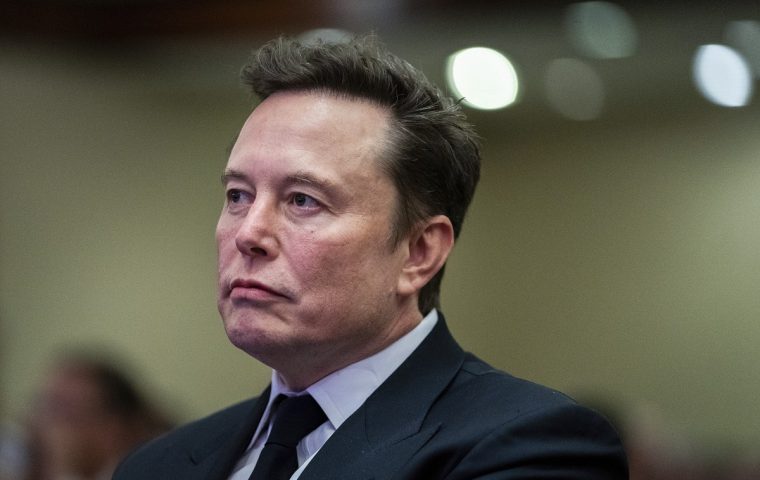 Tesla-Aktie im Sturzflug: DAS steckt hinter dem dramatischen Einbruch