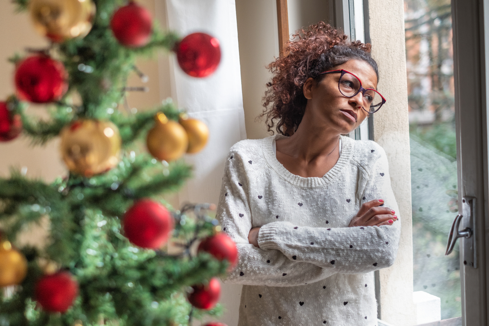 クリスマスツリーの下で孤独ですか？このようにして、それはまだ瞑想的なものになります！