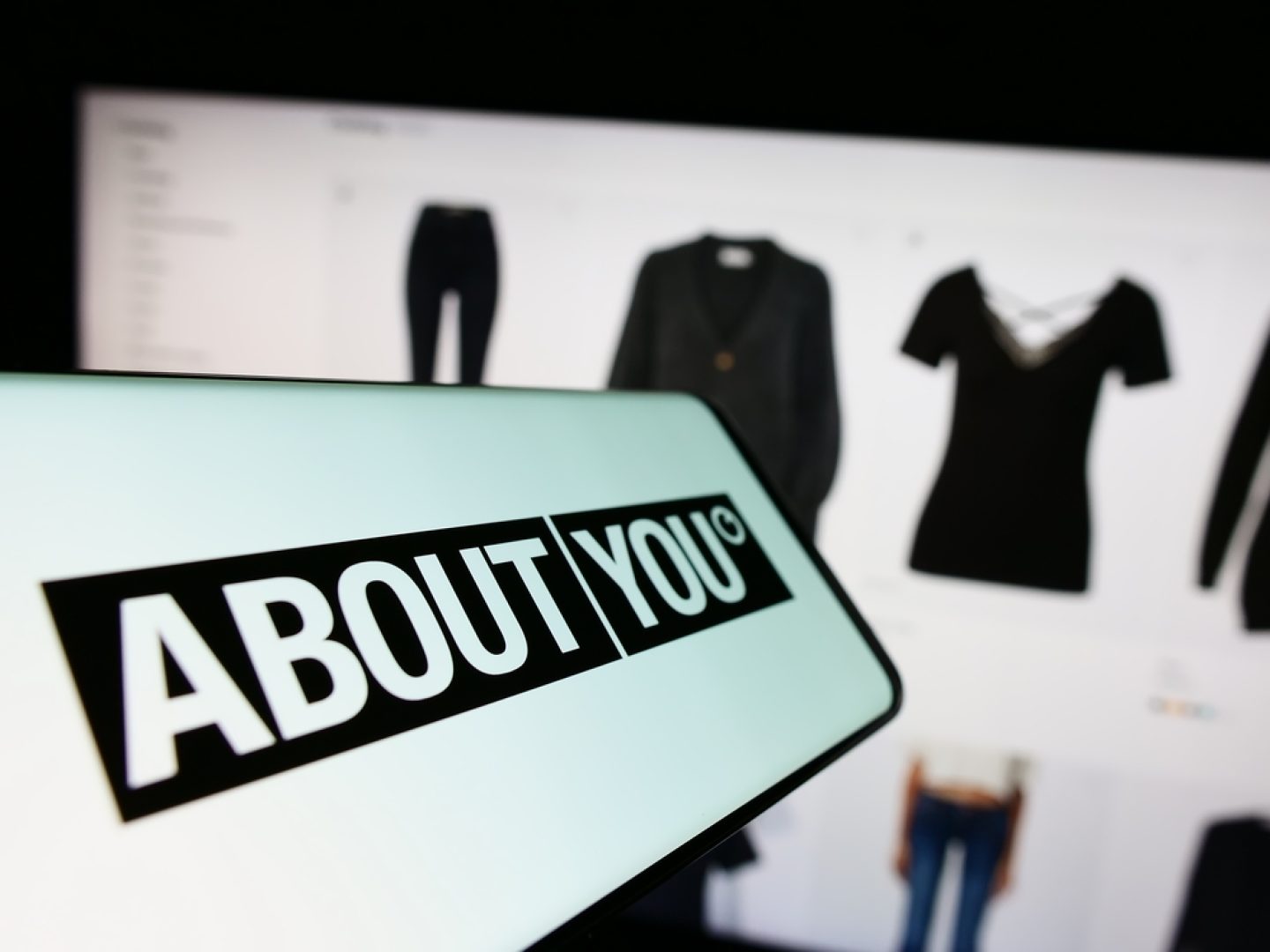 Zalando macht Ernst: Milliardendeal mit About You!