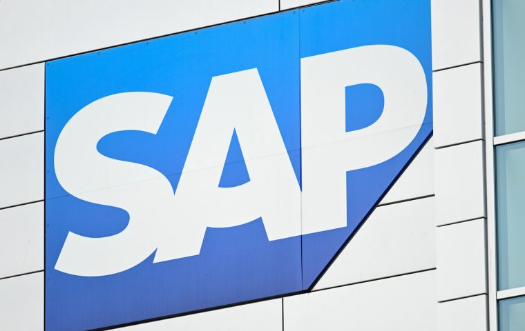 SAP im Höhenflug: KI-Revolution und Rekordgewinne!