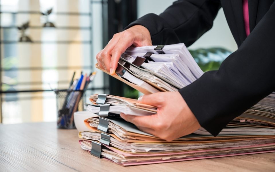 Dokumentenaufbewahrung, lebenslange Dokumente, Aufbewahrungsfristen, digitale Archivierung, wichtige Papiere