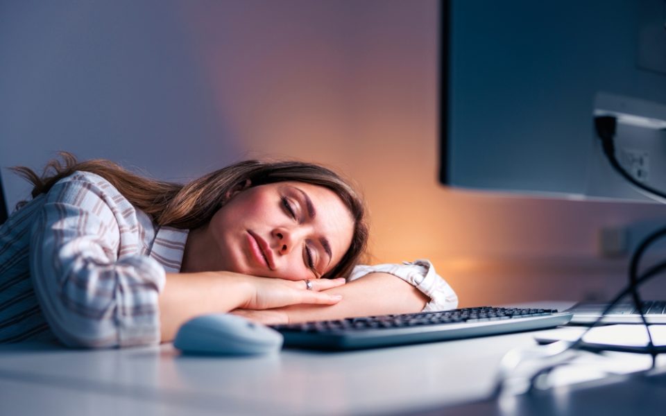Viele machen während Homeoffice einen Powernap