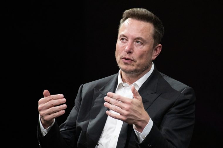 Musk kassierte für FSD: Teslas Autonomie-Versprechen platzt an der Hardware-Realität