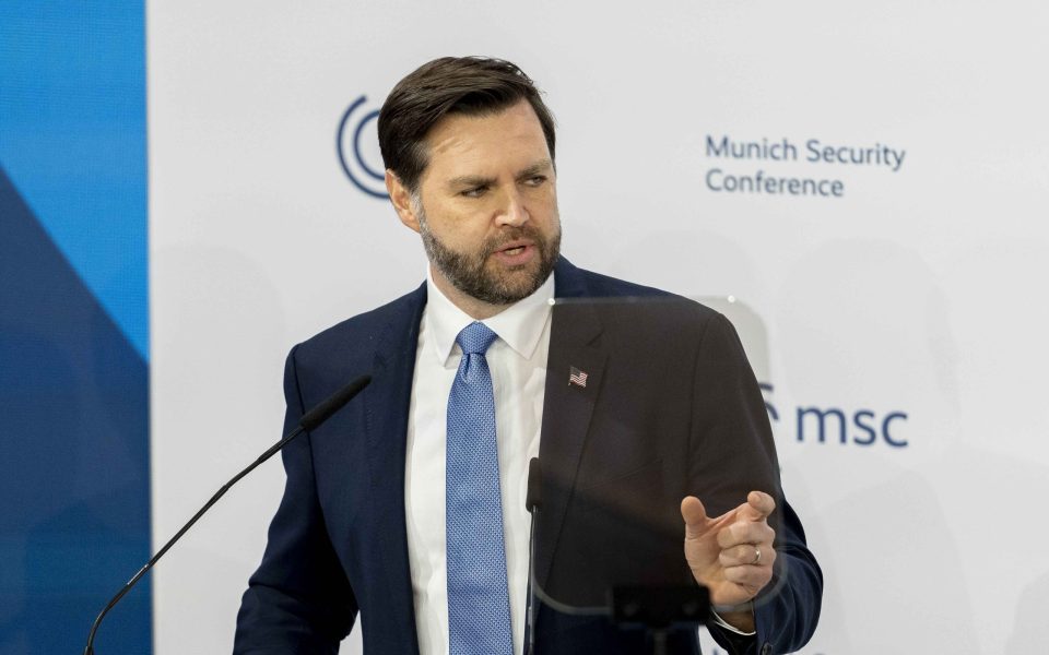 US-Vize Vance rüttelt an Deutschlands Brandmauer