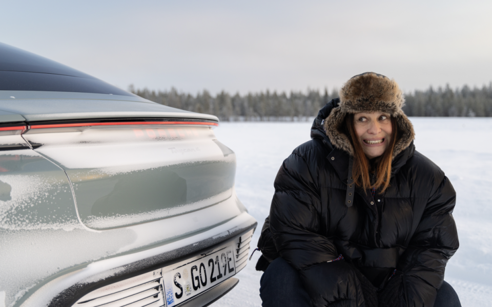 Driften am Polarkreis: Der Porsche Taycan 4 und die Ice Experience in Lappland 