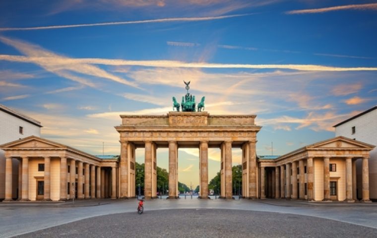Berlin feiert doppelt: Extra-Feiertag für Millionen!