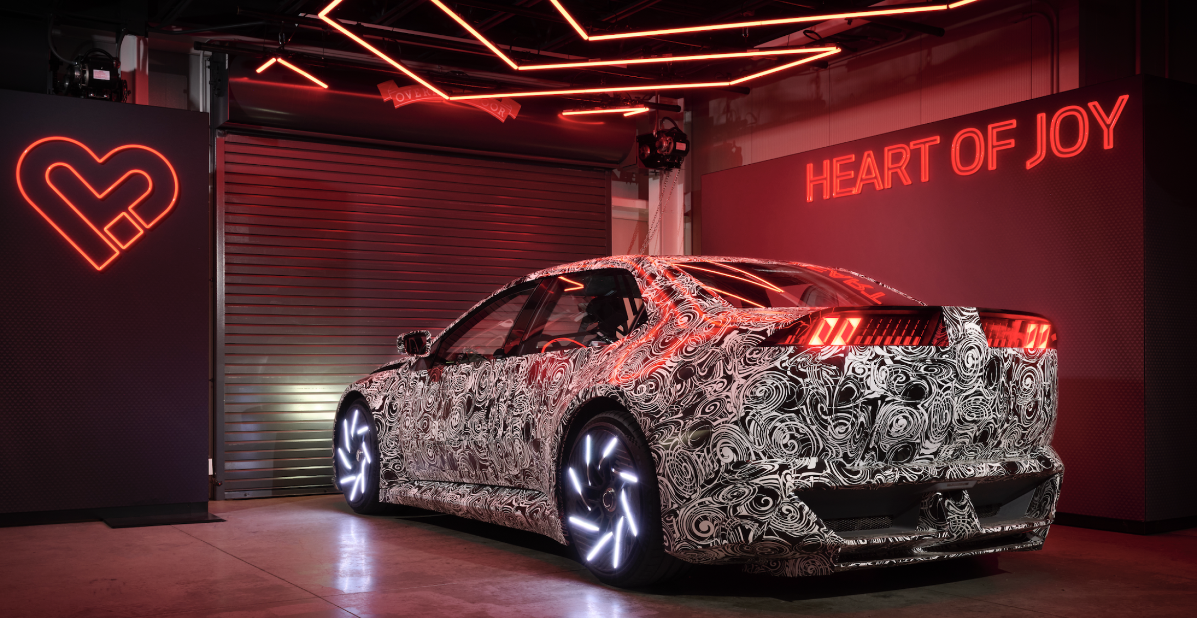 WILD AT HEART – BMWs „Heart of Joy“ und das Visionsfahrzeug