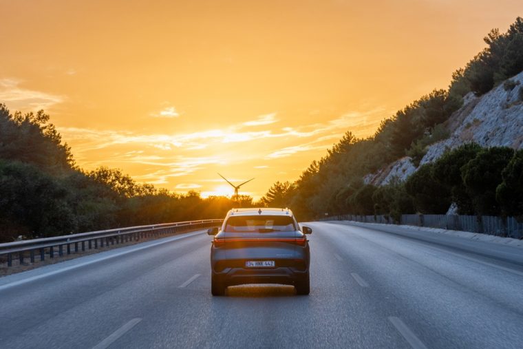 E-Auto-Umstieg boomt: Deutsche Marken zahlen die Spritpreis-Zeche