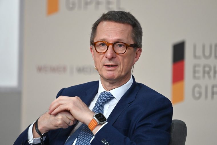 „Die Altersgruppe der 18-24-Jährigen ist bei uns stärker gewachsen als alle anderen Kundengruppen“