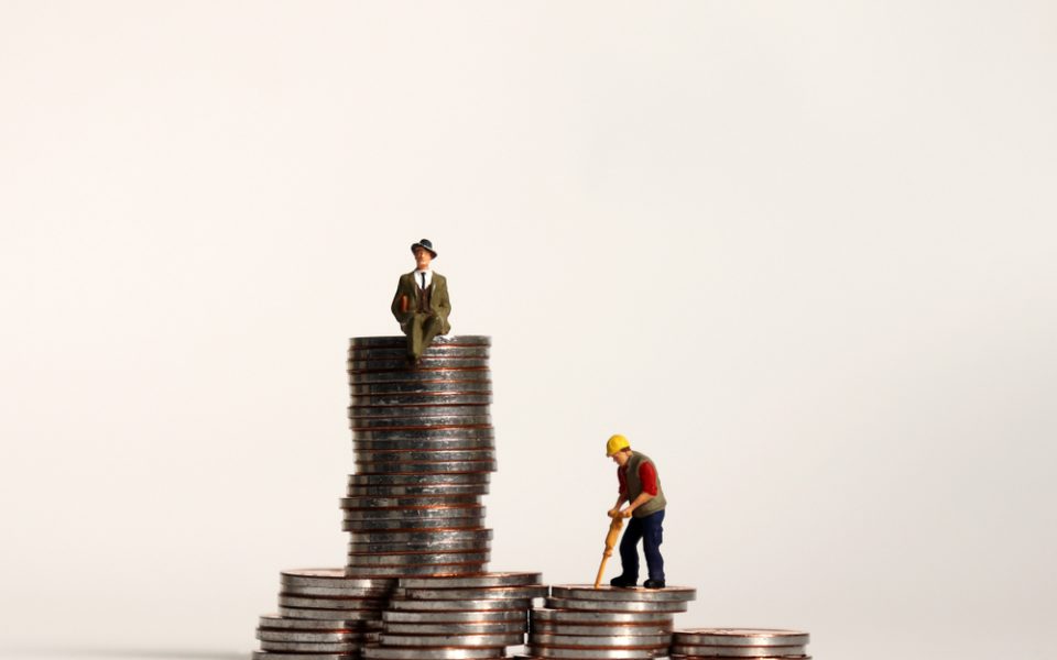 Das Beamtensystem kostet Geld und gerät unter Druck