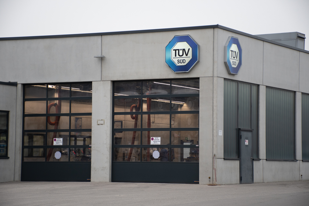 Führerscheinprüfung: Teures Warten auf den TÜV