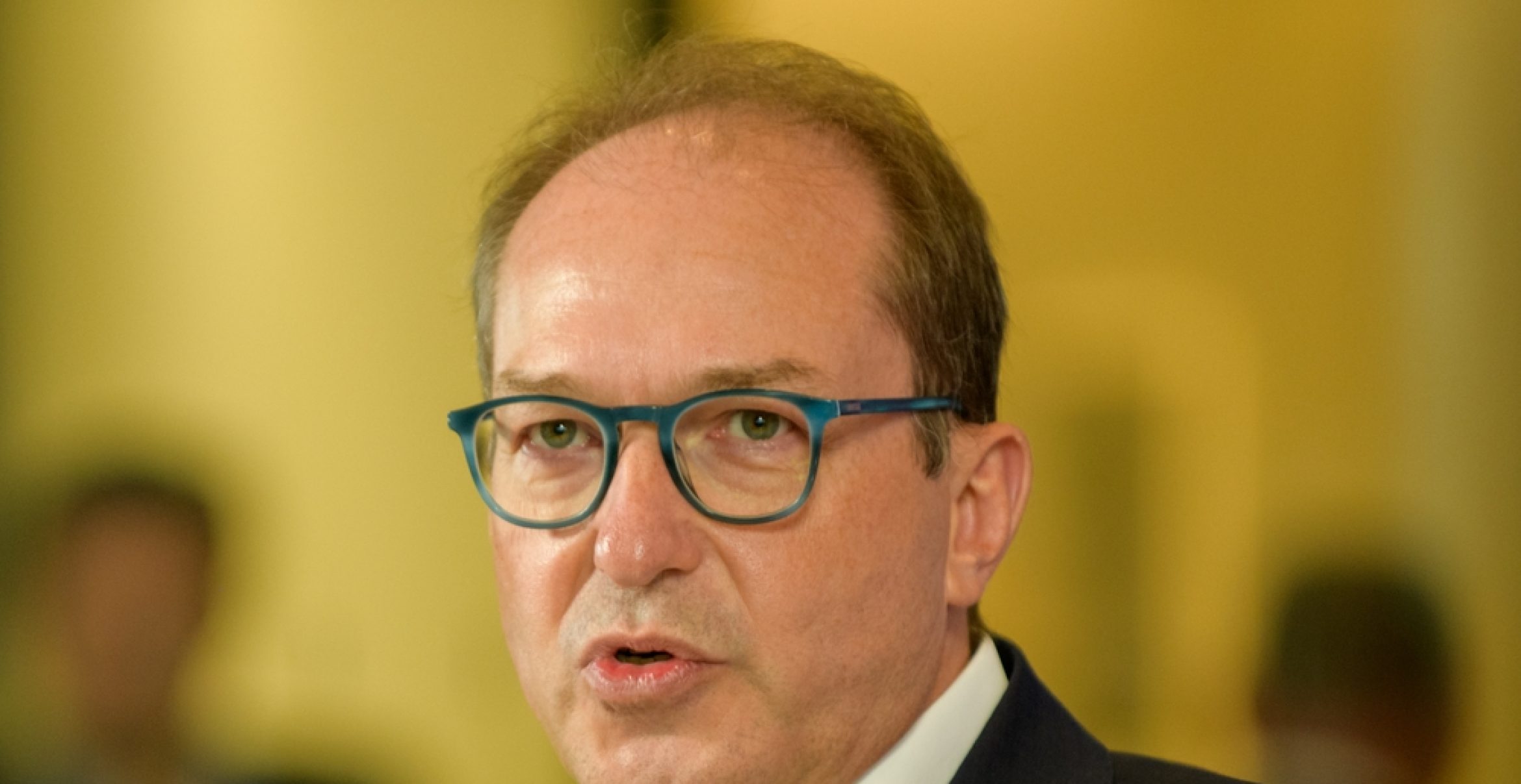 Staat im Staat: Dobrindt zerschlägt „Königreich Deutschland“