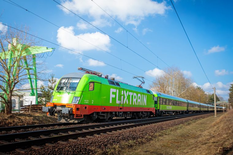 Neue Schnellüge: FlixTrain fordert die Deutsche Bahn mit Milliarden-Deal heraus
