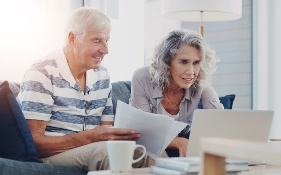 Wer vor dem regulären Rentenalter von 67 Jahren den Schreibtisch räumt, zahlt einen hohen Preis.