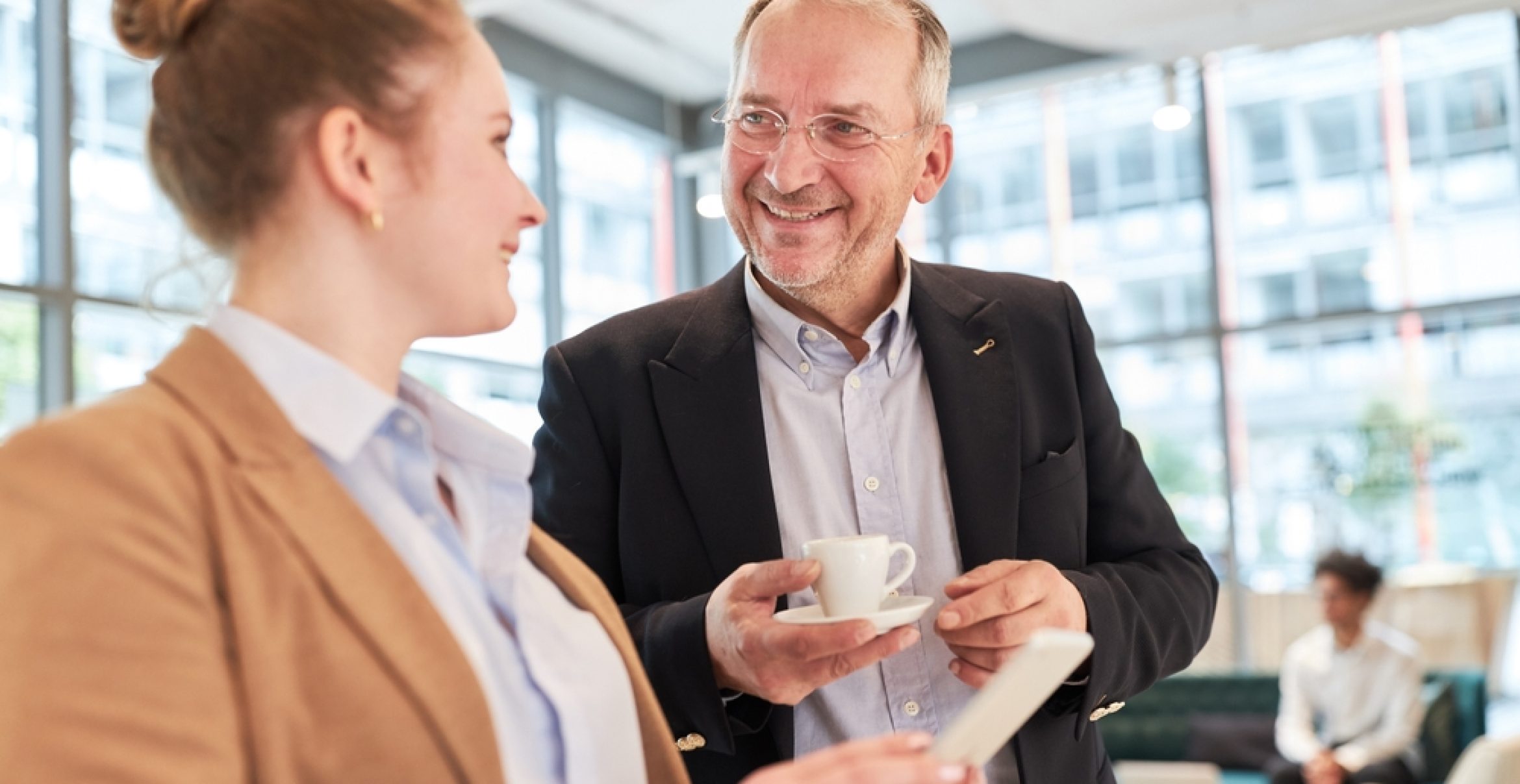 Karriere-Killer Small Talk: So vermeiden Sie verbale Fettnäpfchen beim Chef