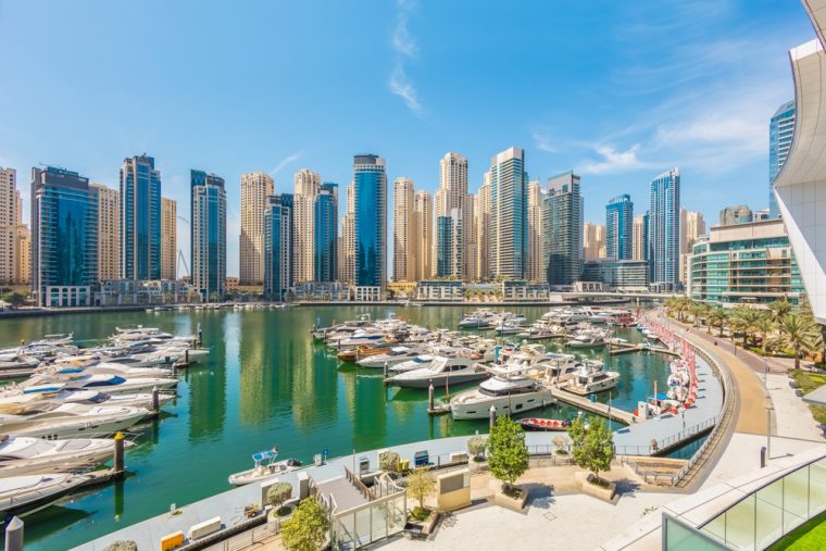 Auswandern nach Dubai: Die goldene Fassade bröckelt
