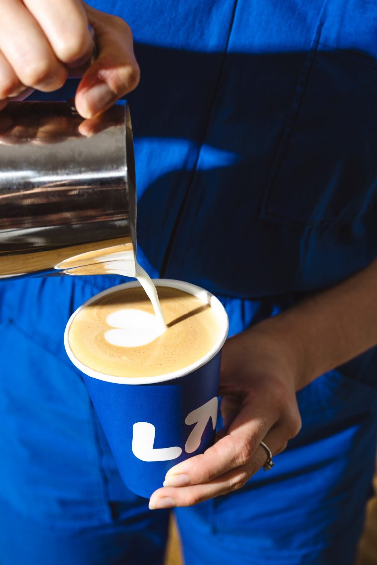 2,50 Euro gegen Gentrifizierung – wie LAP Coffee den Ketten den Kaffee kocht