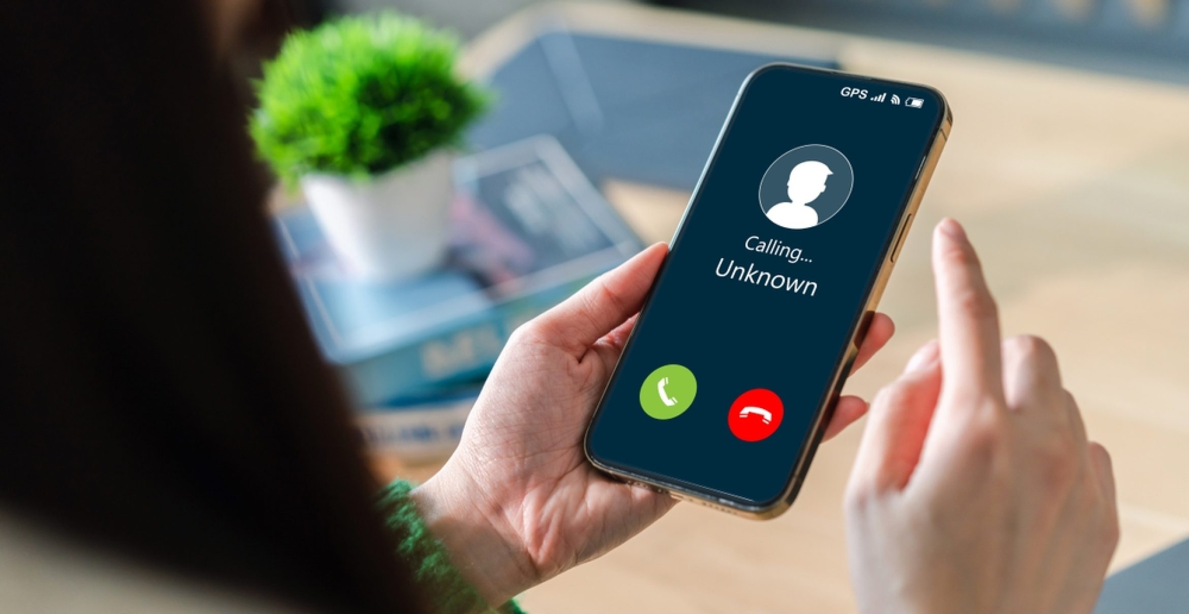 Unbekannte Anrufer entlarven: Vier Profi-Tricks ohne Rückruf