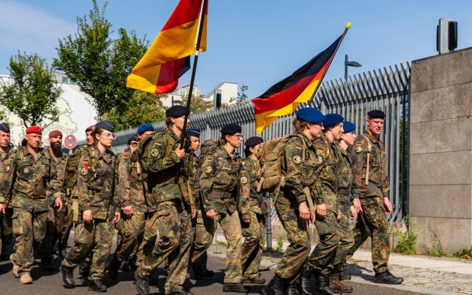 Die Bundesregierung plant mit mehr Reservisten als früher.