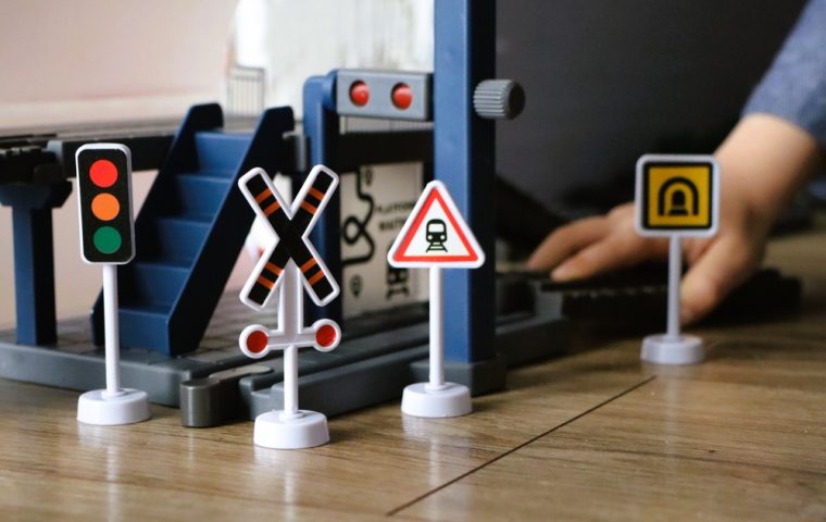 Rares Verkehrsschild in Deutschland – und es warnt eindringlich: Kehre um!