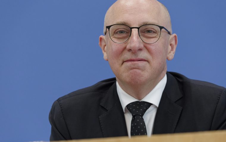 Vom TUI-Manager zum Verfassungsschutz-Chef: Sinan Selens Karrieresprung