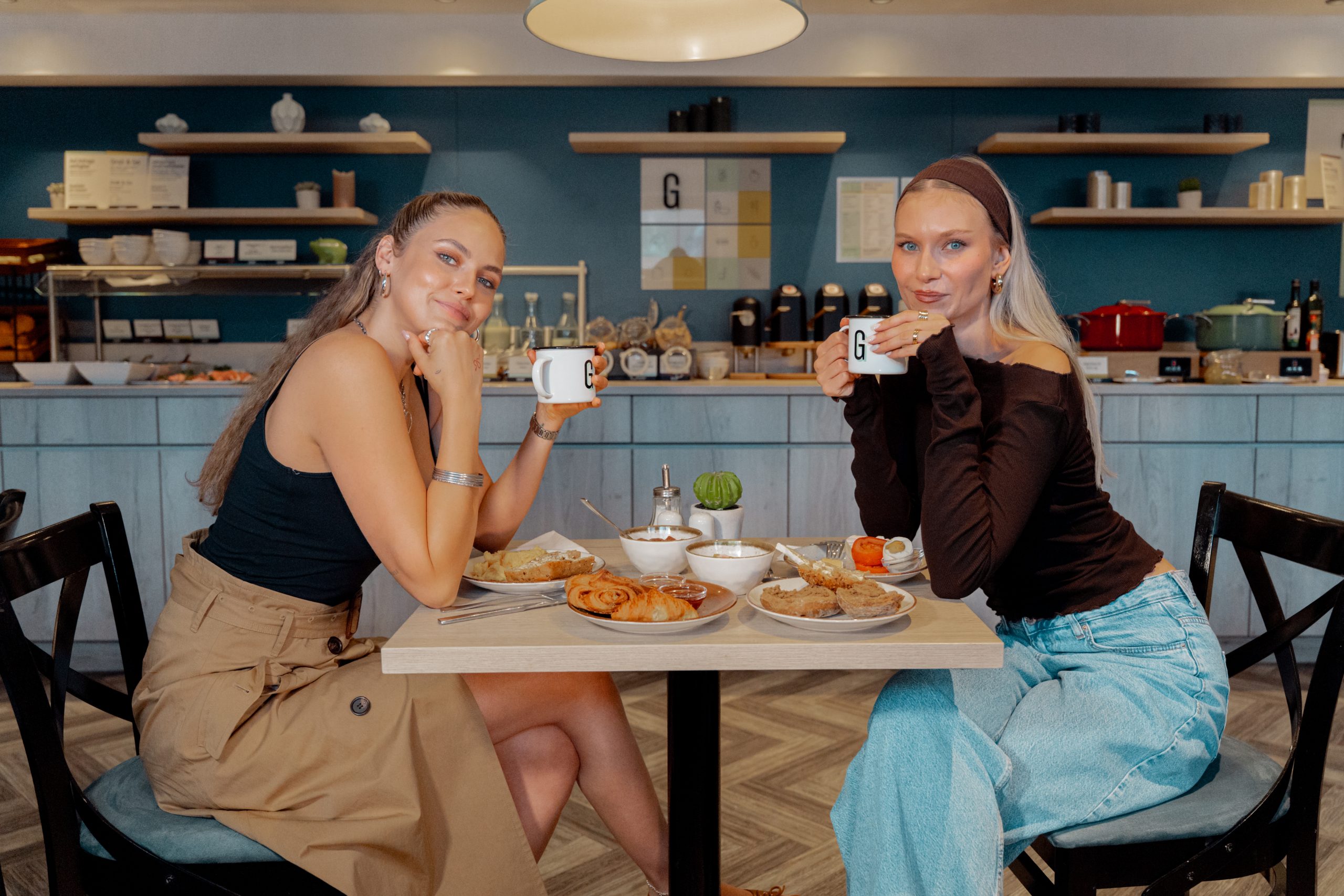 Carolin and Elena enjoy breakfast at Garner Hotel Hamburg Nord