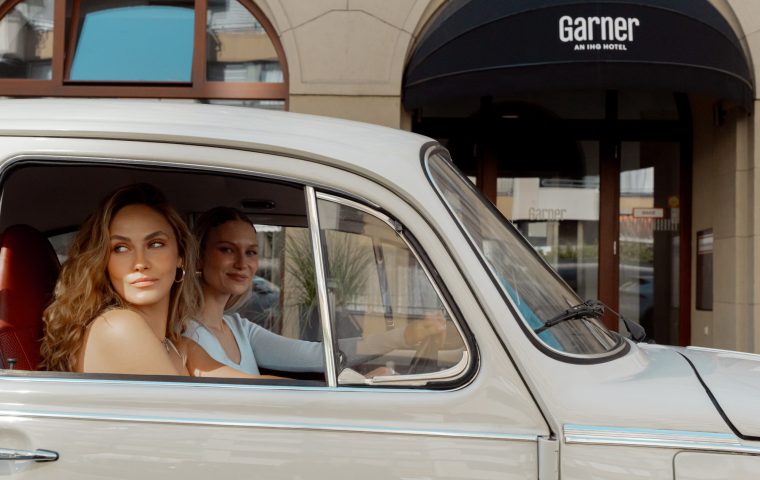 Hit the Road: Zwei Freundinnen, fünf Städte, tausend Geschichten